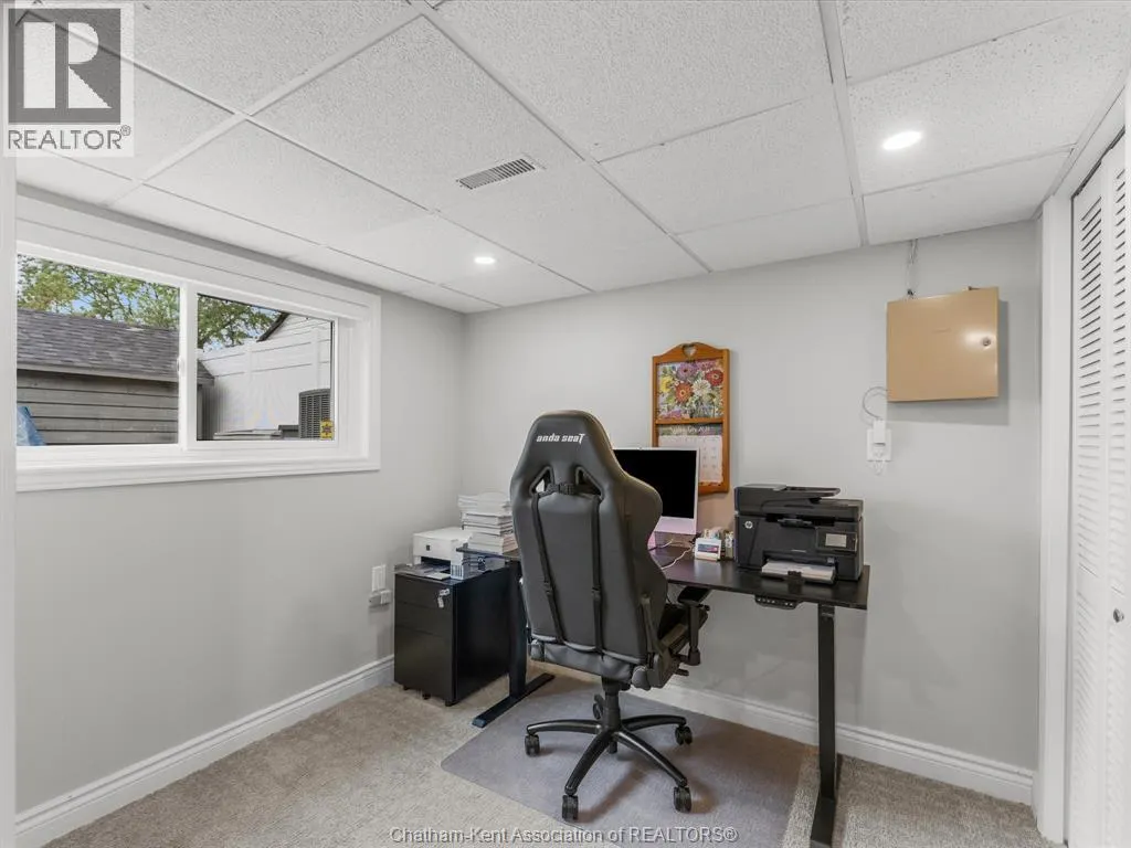 4113 Roseland DRIVE East