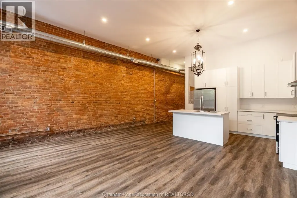 164 King STREET West Unit# 201