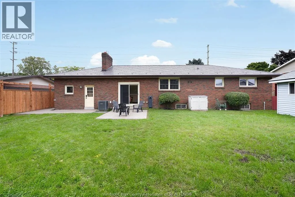 825 MORTON DRIVE