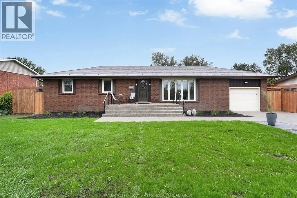 825 MORTON DRIVE