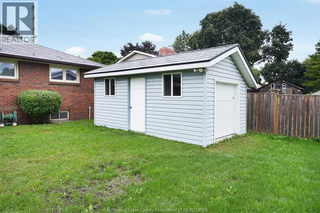 825 MORTON DRIVE