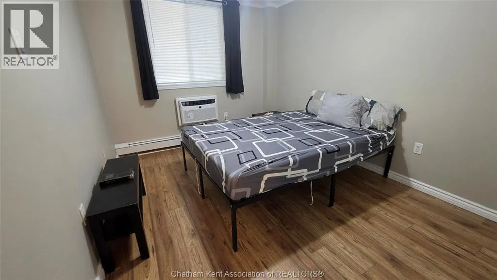 975 Grand AVENUE West Unit# 106