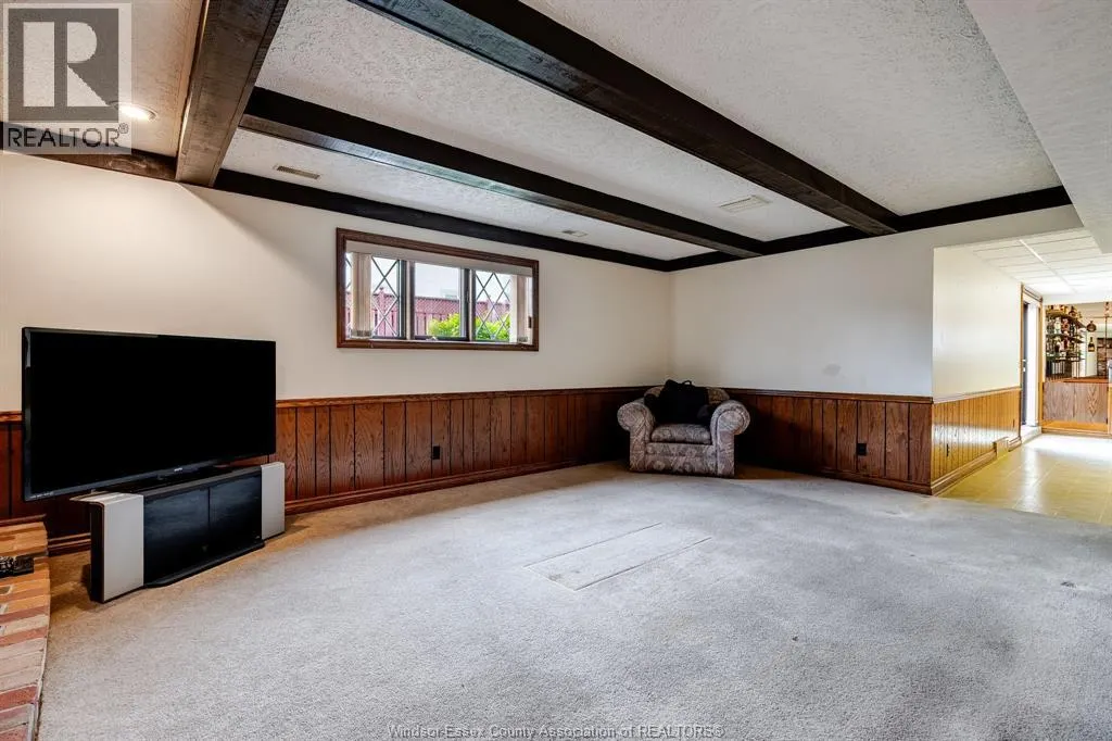 5 Lucy CRESCENT