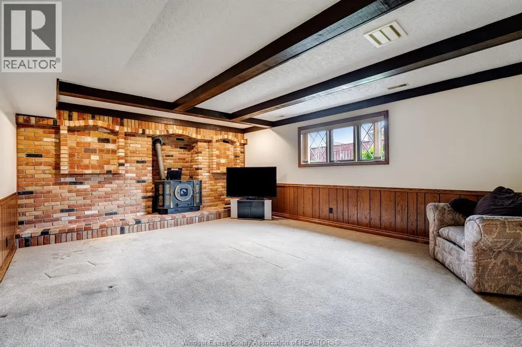 5 Lucy CRESCENT