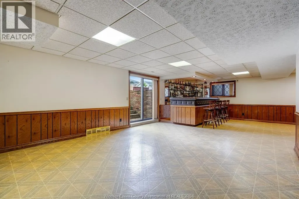 5 Lucy CRESCENT