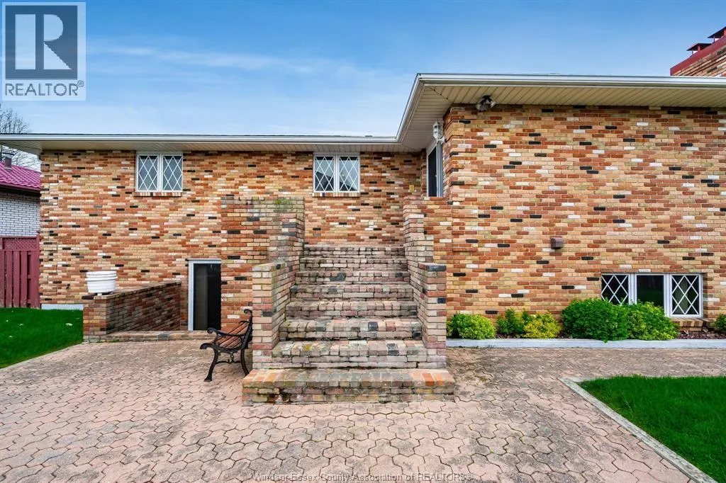 5 Lucy CRESCENT