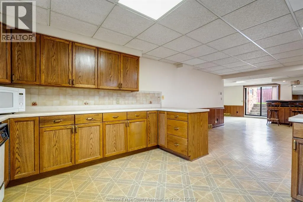 5 Lucy CRESCENT