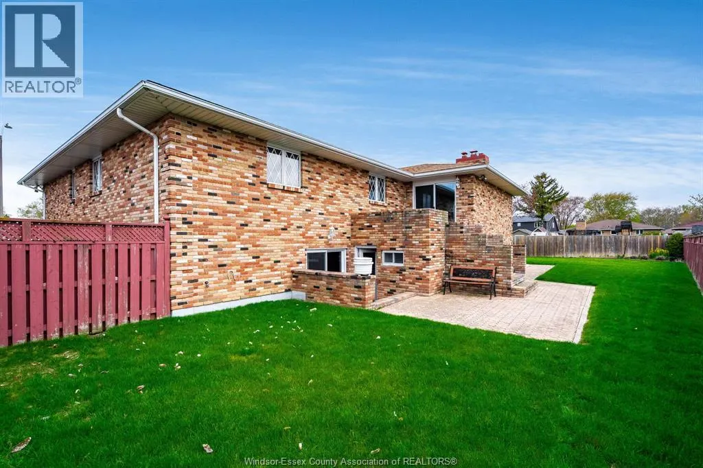 5 Lucy CRESCENT