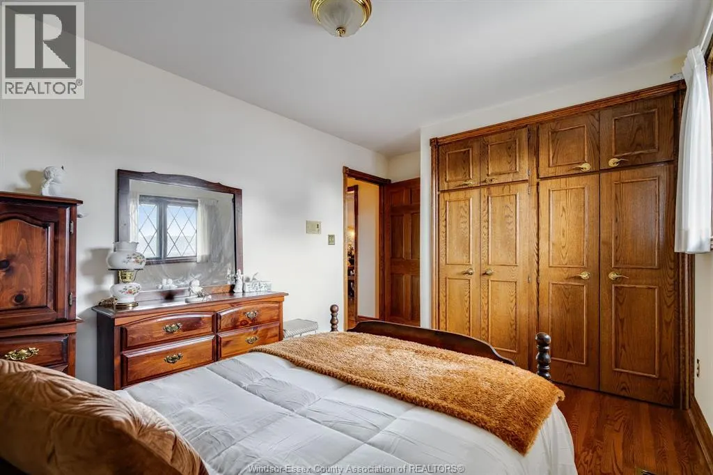 5 Lucy CRESCENT