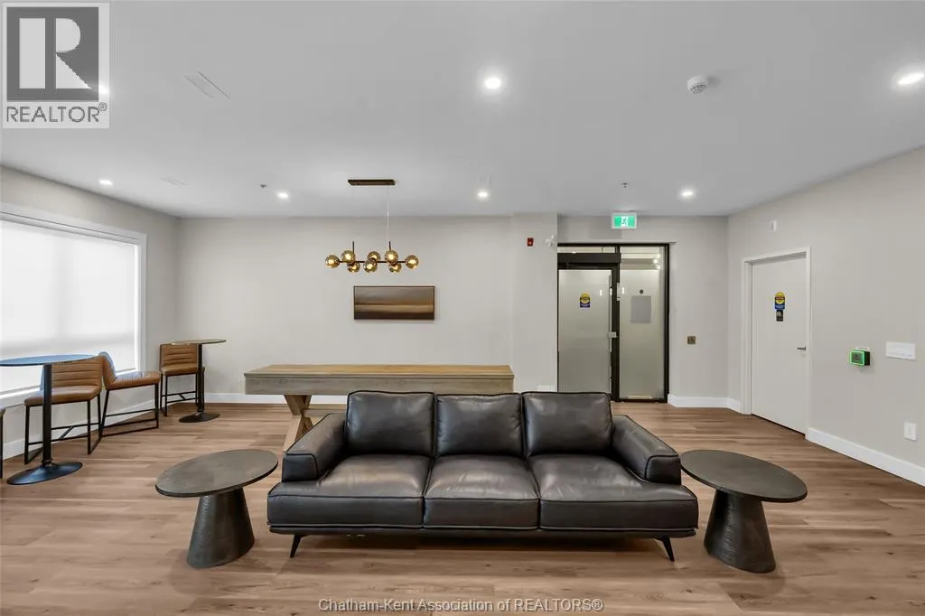 12 Mill STREET West Unit# 302