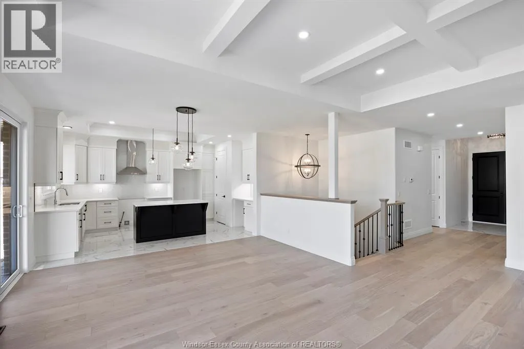 1214 CAMPANA CRESCENT