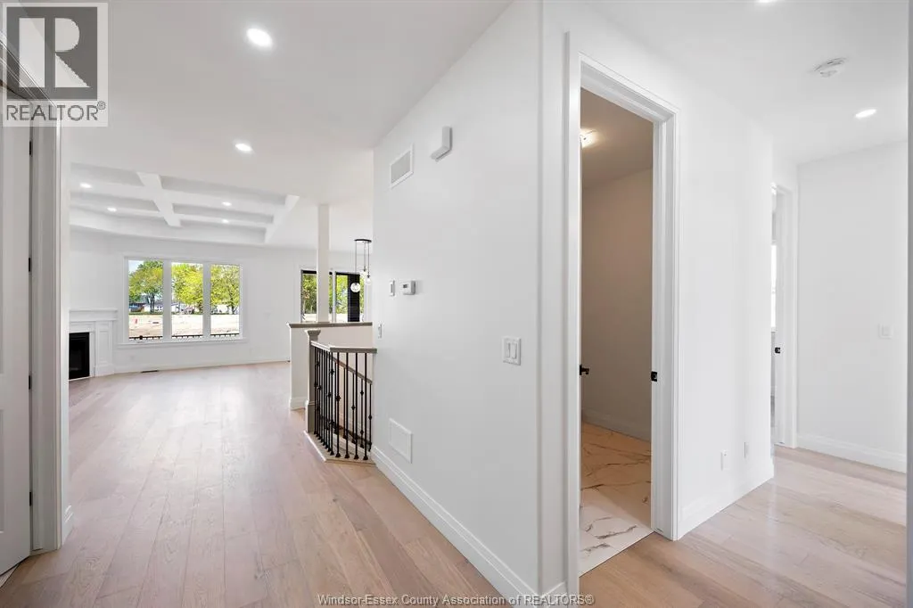 1214 CAMPANA CRESCENT