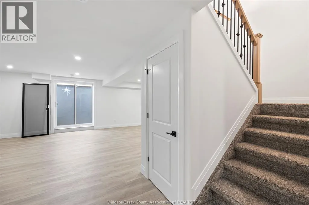 1214 CAMPANA CRESCENT