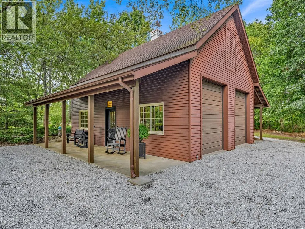 4024 HICKORY ACRES DRIVE
