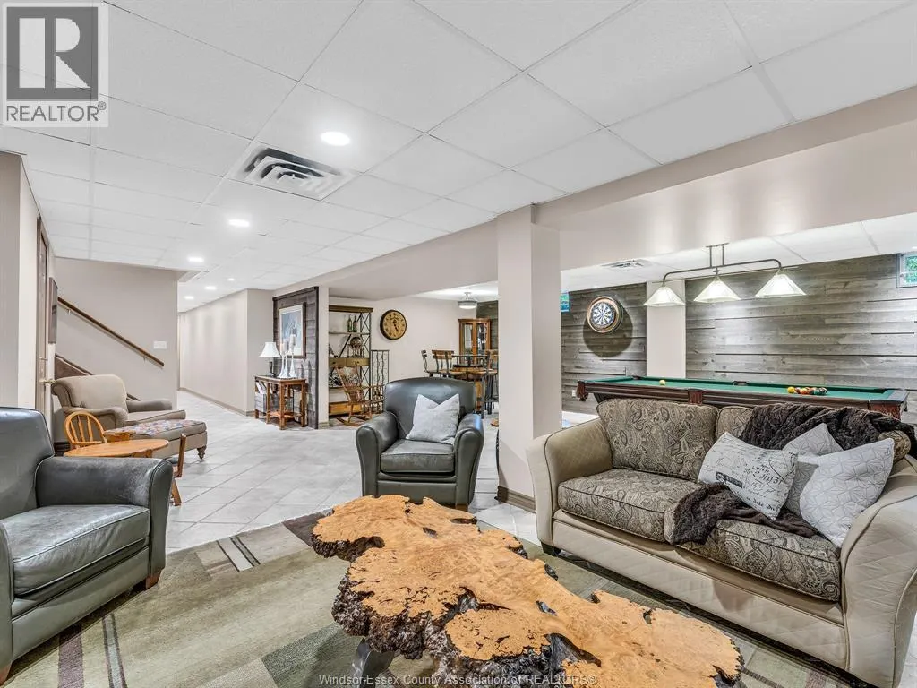 4024 HICKORY ACRES DRIVE