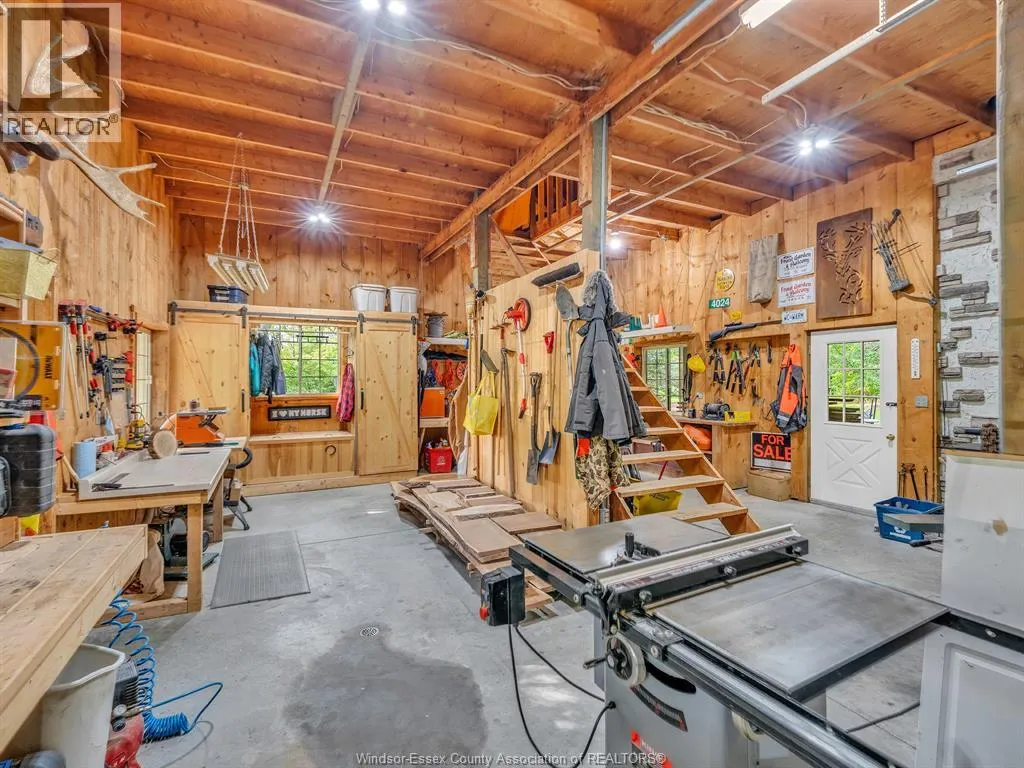 4024 HICKORY ACRES DRIVE