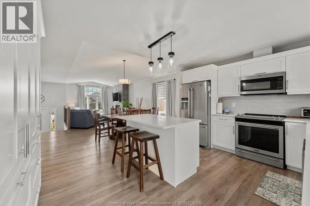 392 CYPRESS LANE