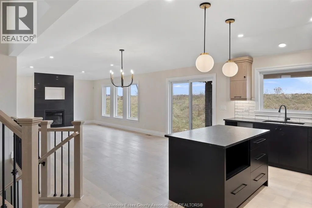 1247 CAMPANA CRESCENT