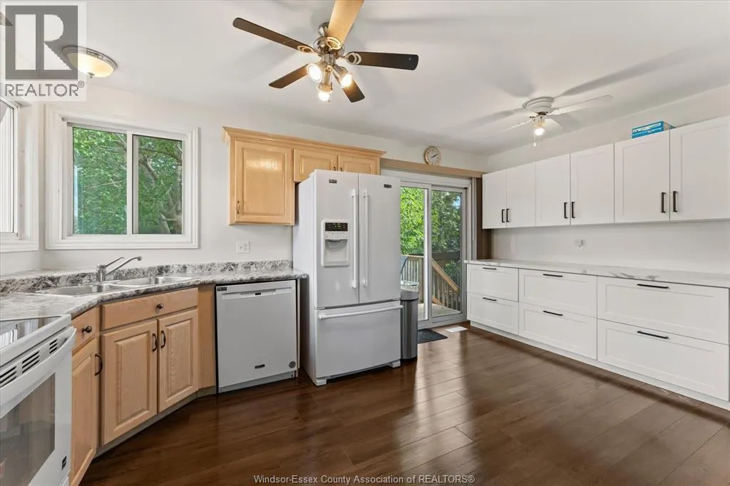 844 COTTAGE GROVE
