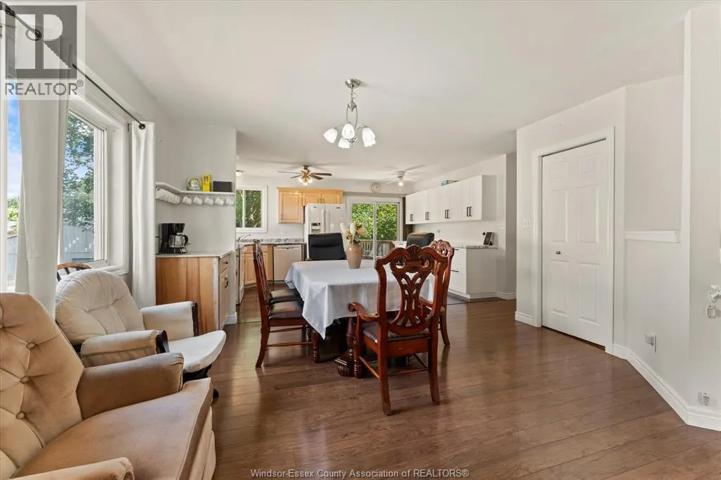 844 COTTAGE GROVE