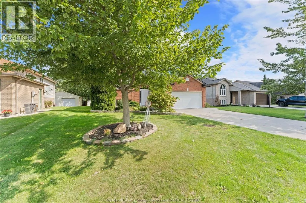 844 COTTAGE GROVE