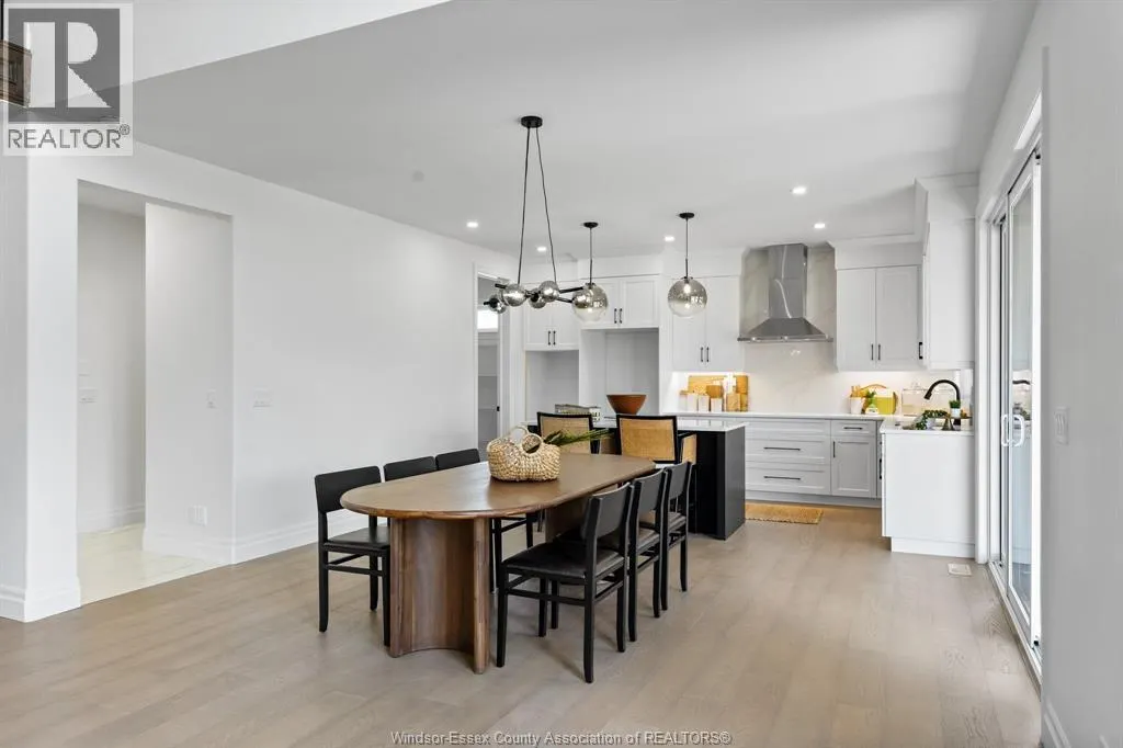 1213 CAMPANA CRESCENT