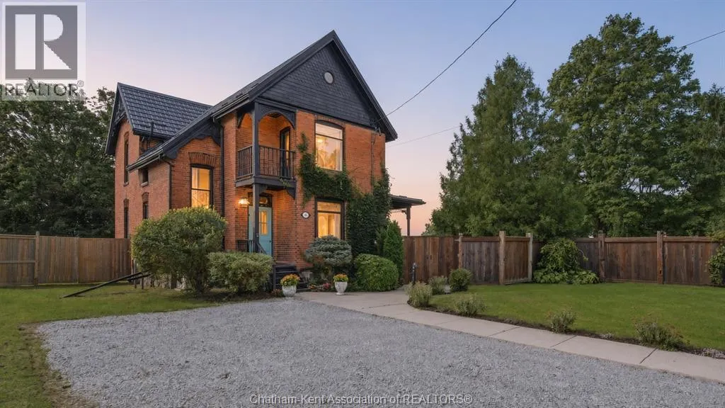 136 King STREET South