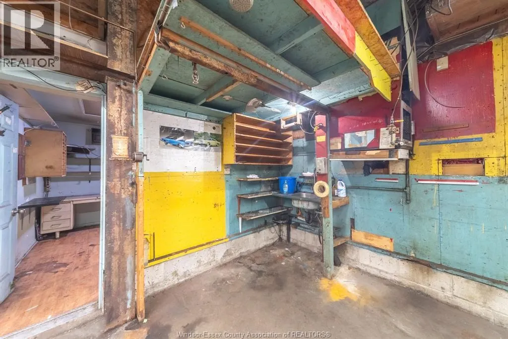12353 TECUMSEH ROAD East