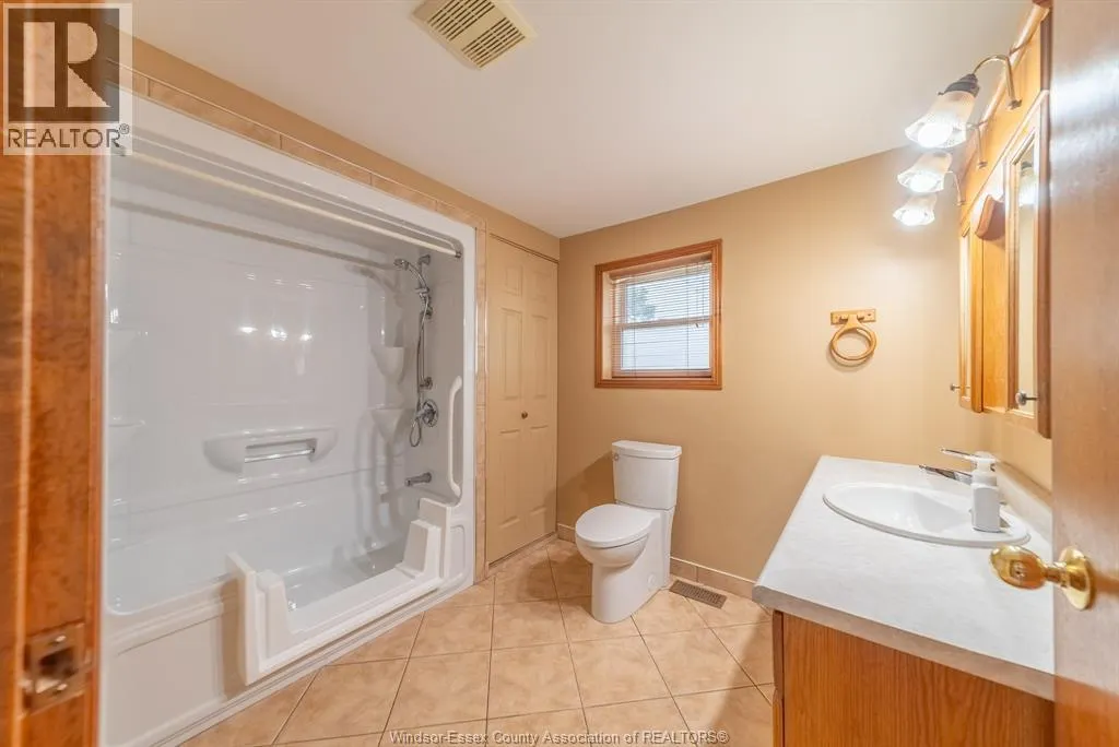 12353 TECUMSEH ROAD East
