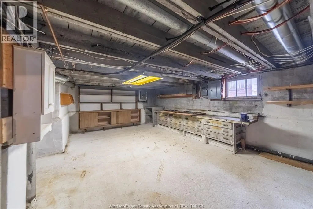 12353 TECUMSEH ROAD East