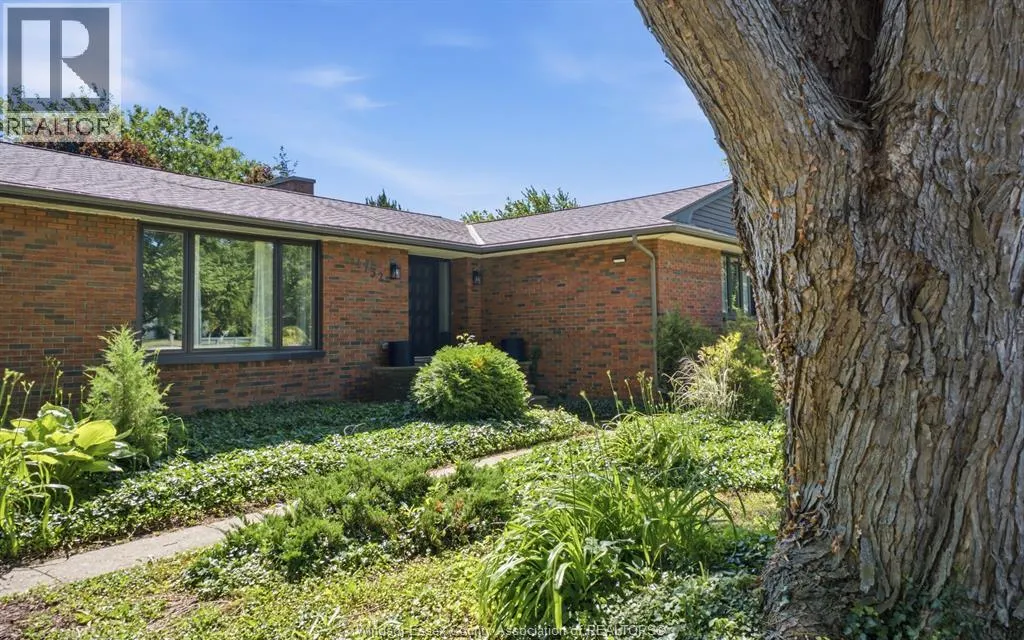 1732 County Road 27