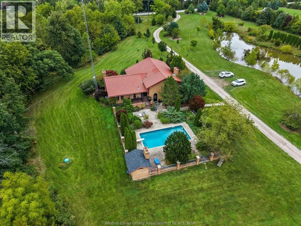 4913 4th CONCESSION RD E East