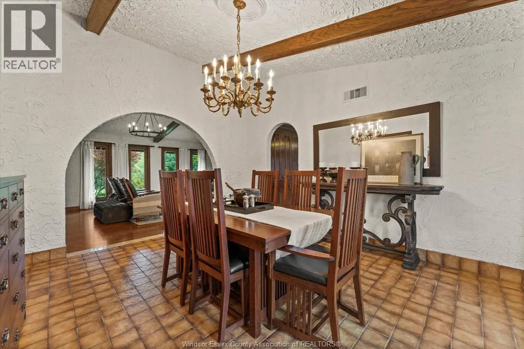 4913 4th CONCESSION RD E East