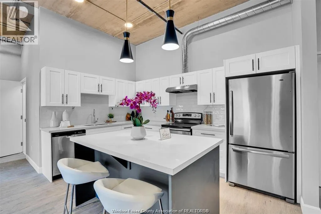 11941 TECUMSEH ROAD East Unit# 106