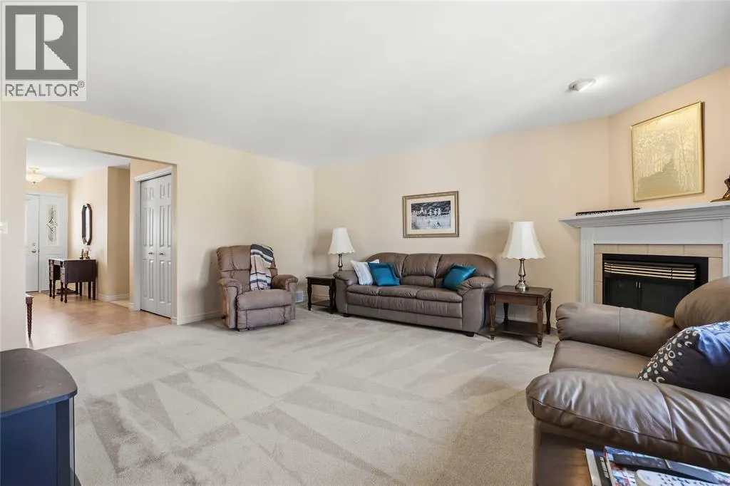 5700 BLACKWELL Sideroad Unit# 380