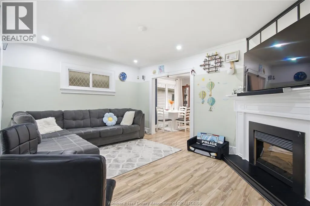 1351 FRANCOIS ROAD
