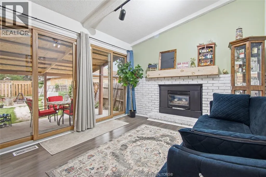 1351 FRANCOIS ROAD