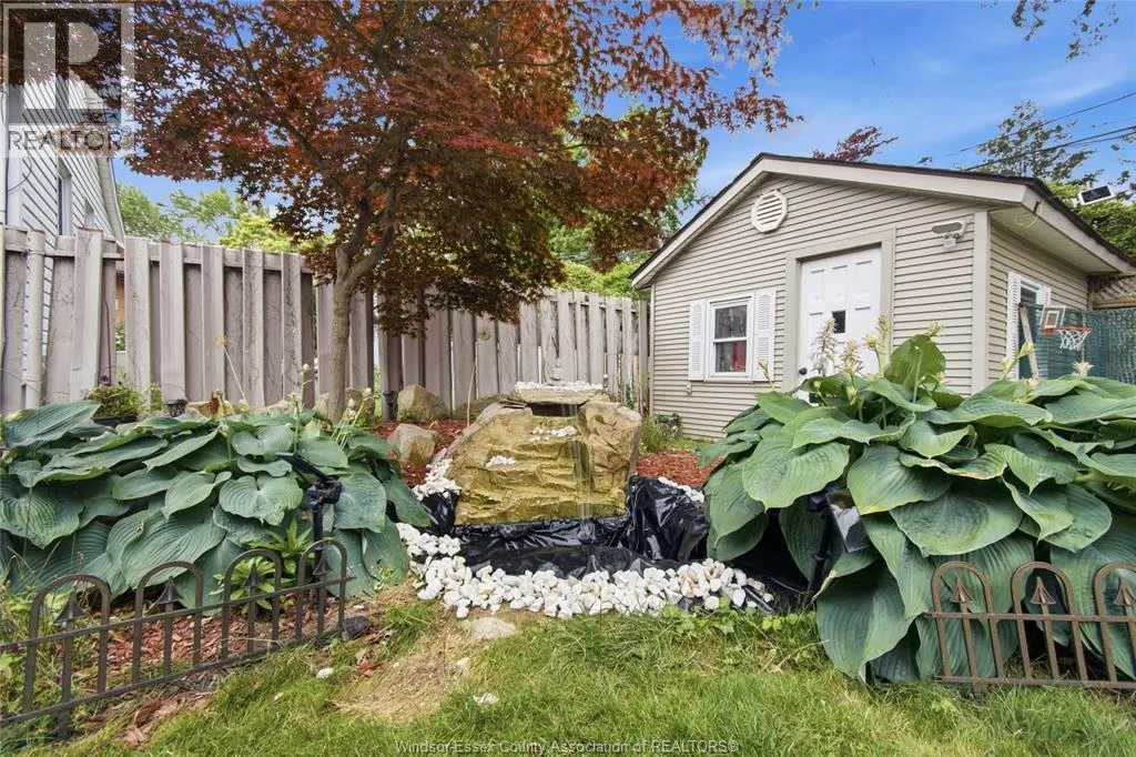 1351 FRANCOIS ROAD