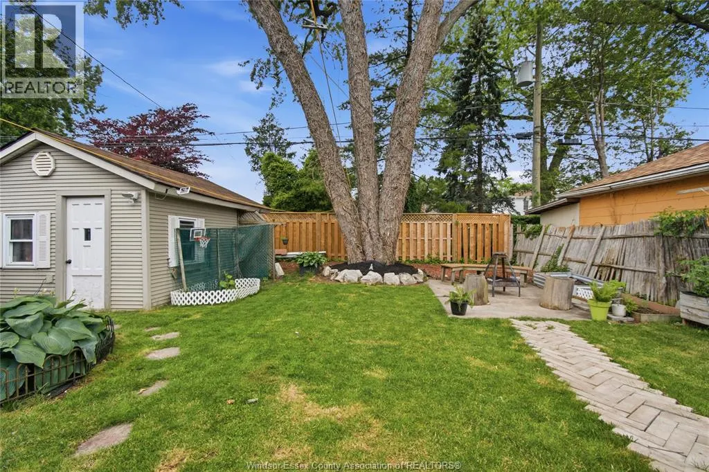 1351 FRANCOIS ROAD