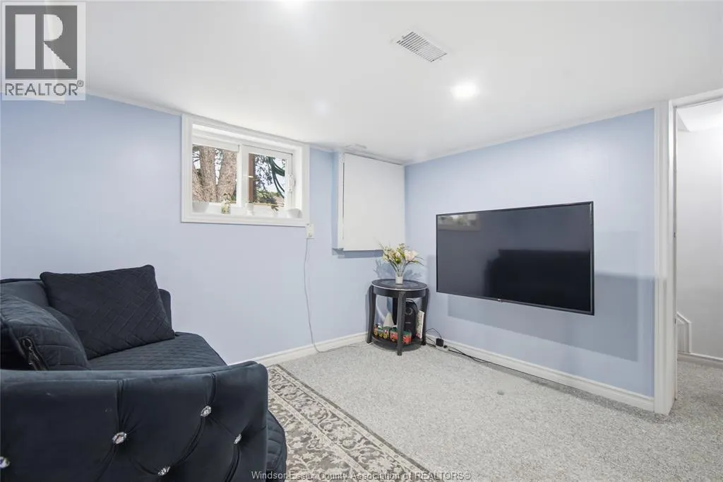 1351 FRANCOIS ROAD