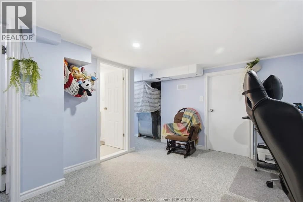 1351 FRANCOIS ROAD