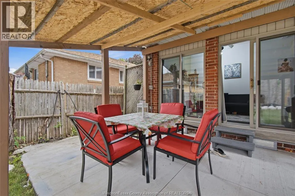 1351 FRANCOIS ROAD
