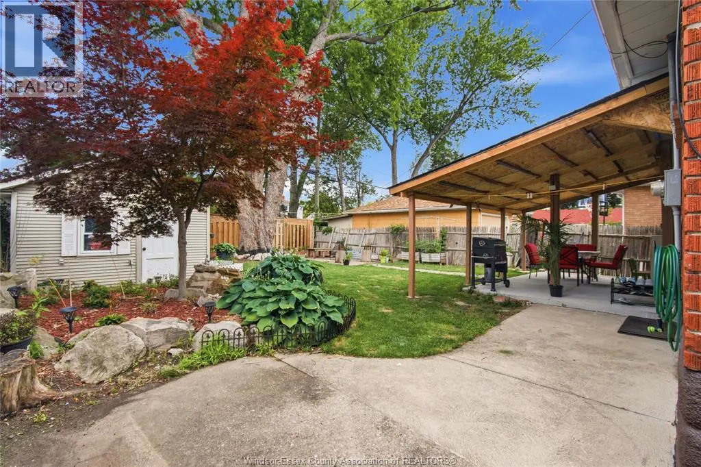1351 FRANCOIS ROAD
