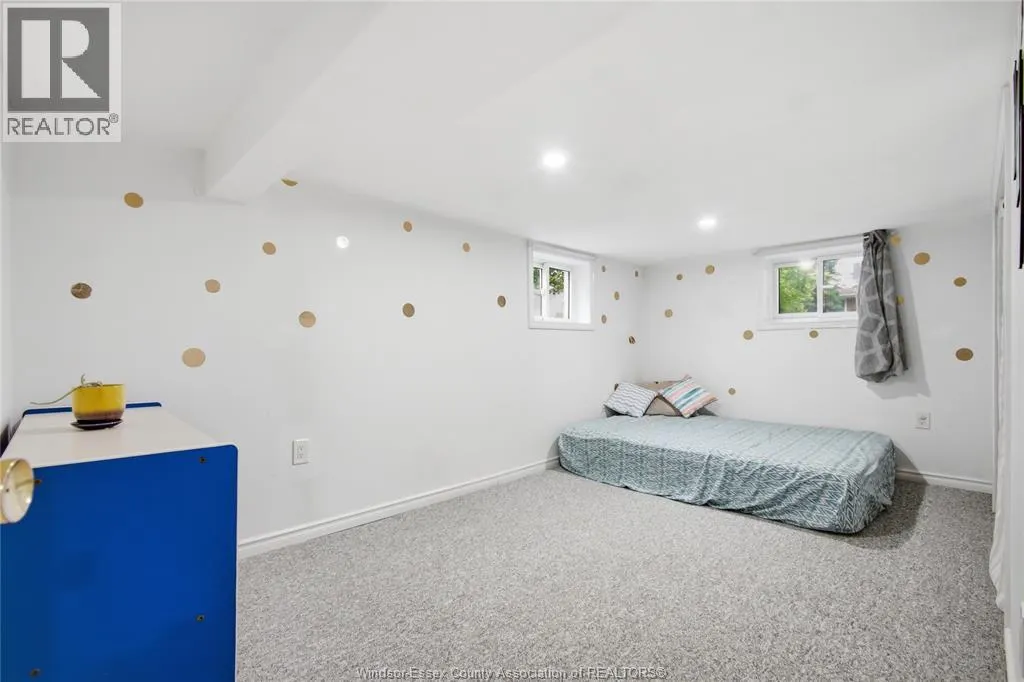 1351 FRANCOIS ROAD