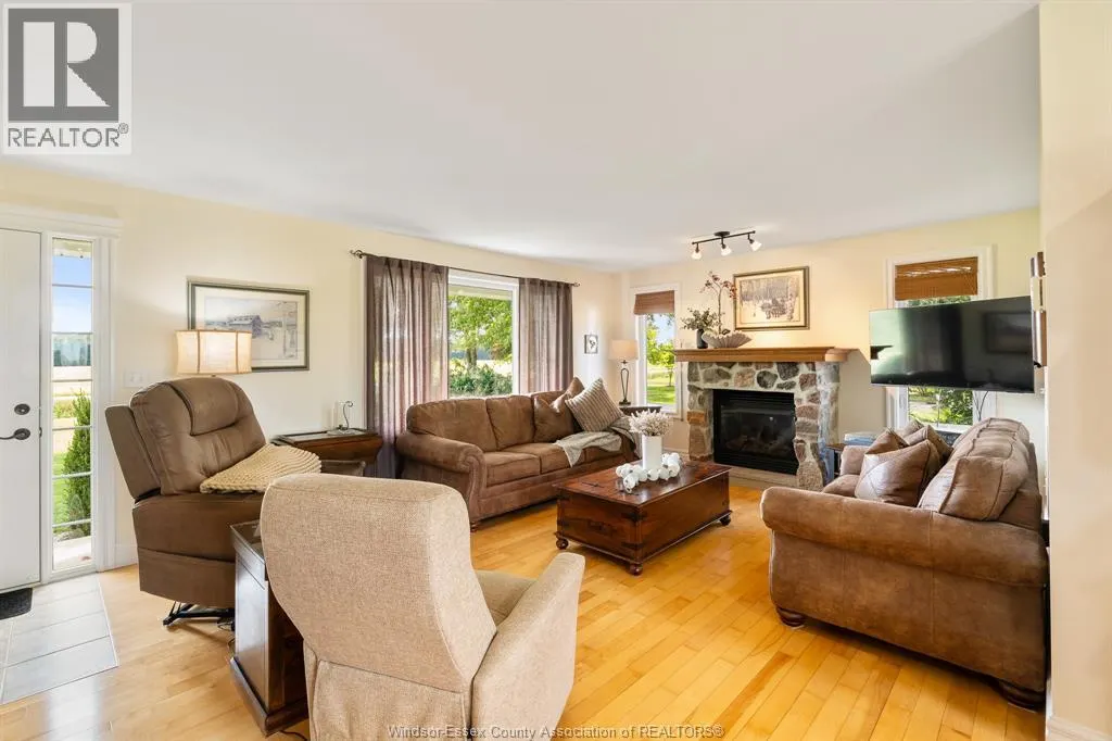 1642 Road 2 West