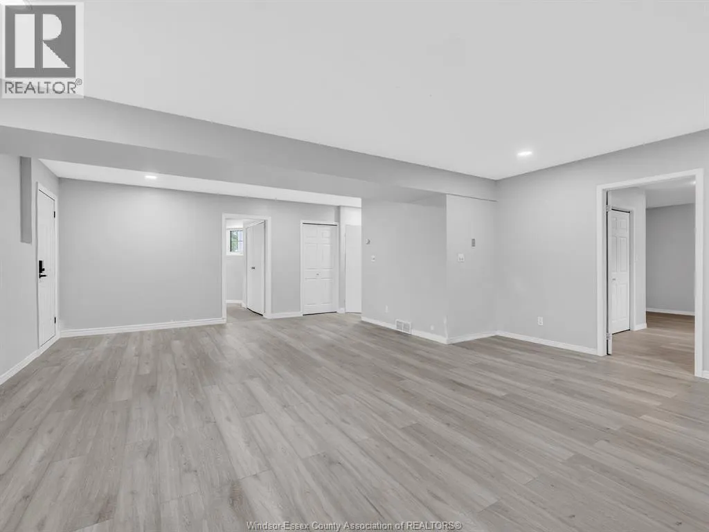 242 GEORGE CRESCENT