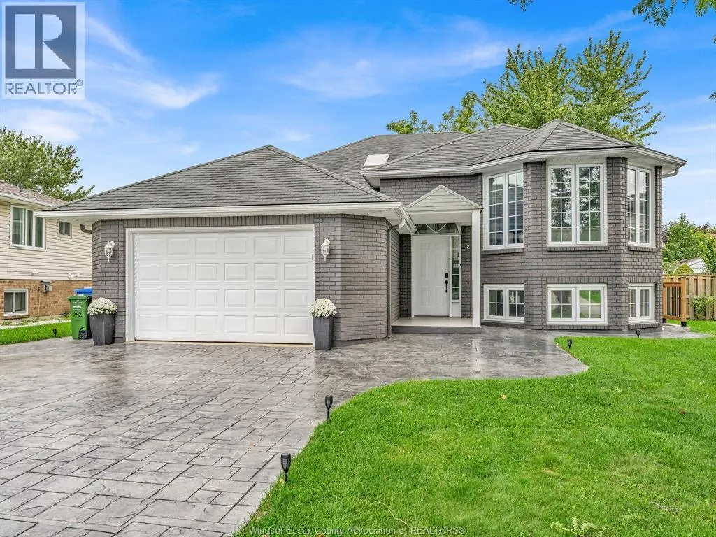 242 GEORGE CRESCENT