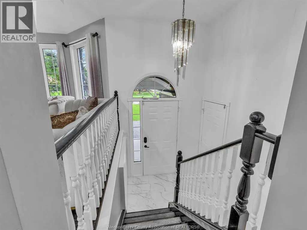 242 GEORGE CRESCENT