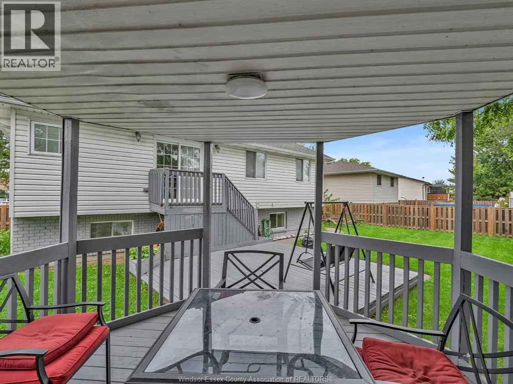 242 GEORGE CRESCENT