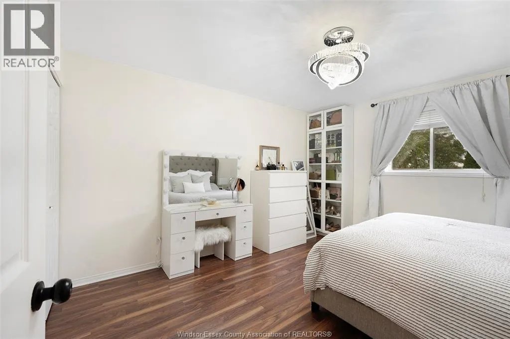 12589 HORWOOD CRESCENT